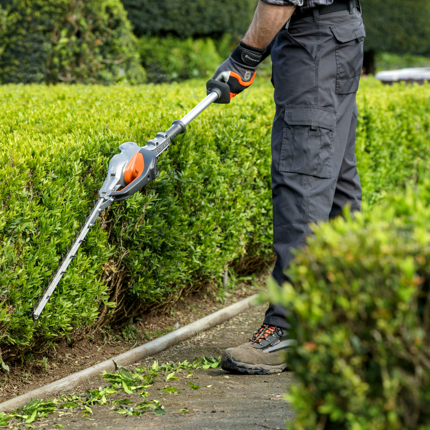 Husqvarna 520 iHE3 Akku-Heckenschere